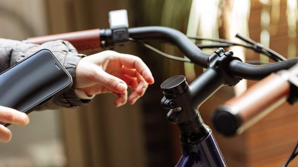 Loop Micro Mount - The Micro but Mighty Bicycle Phone Mount