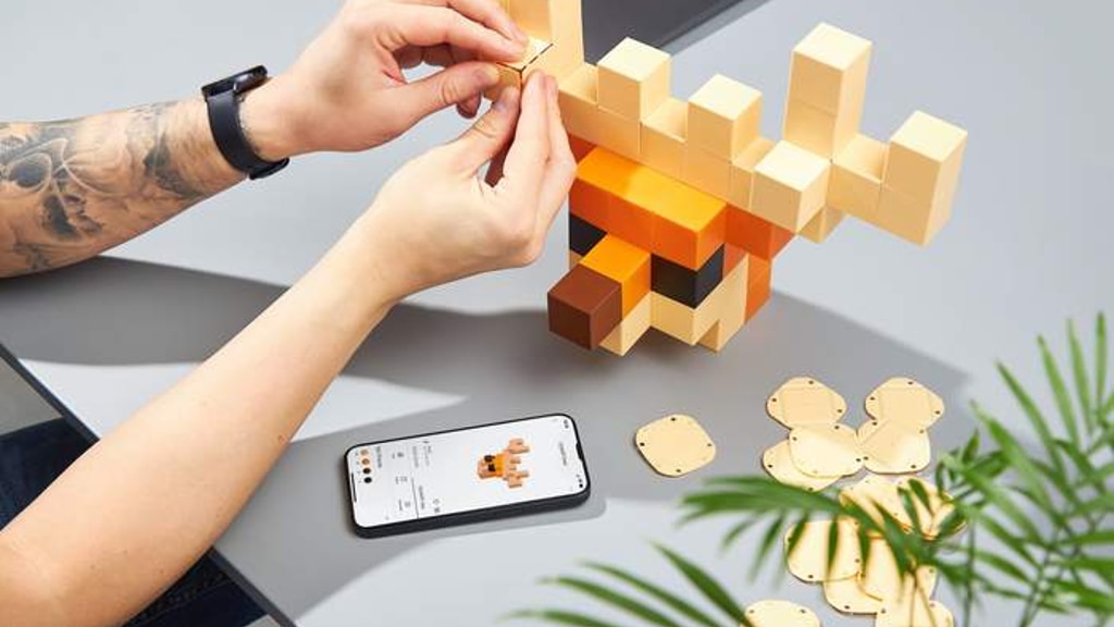 VOXART — click-tile construction set in pixel art style