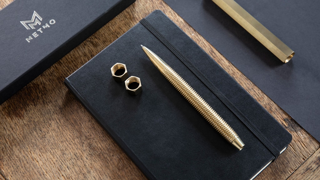 MetMo Pen: A dual threaded pen for the curious mind