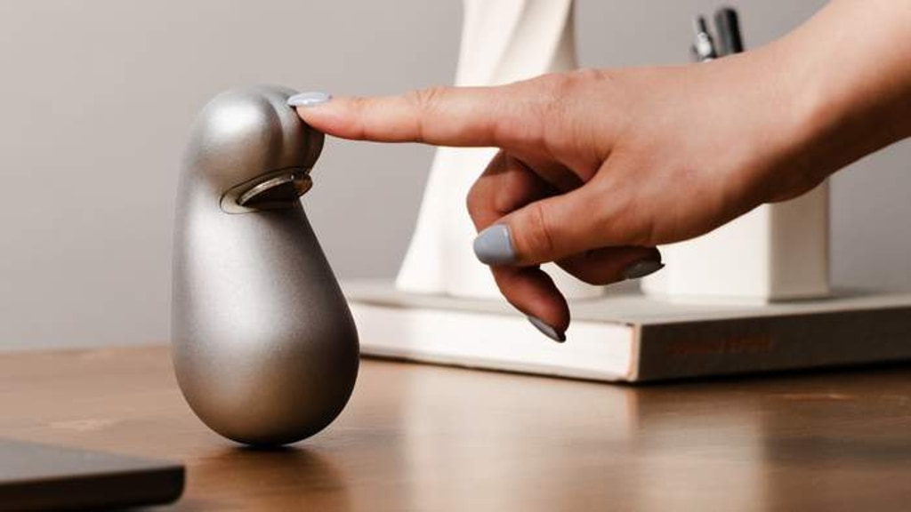 Lucky Neko｜Invite Blessings from the Infinite Meow-tiverse