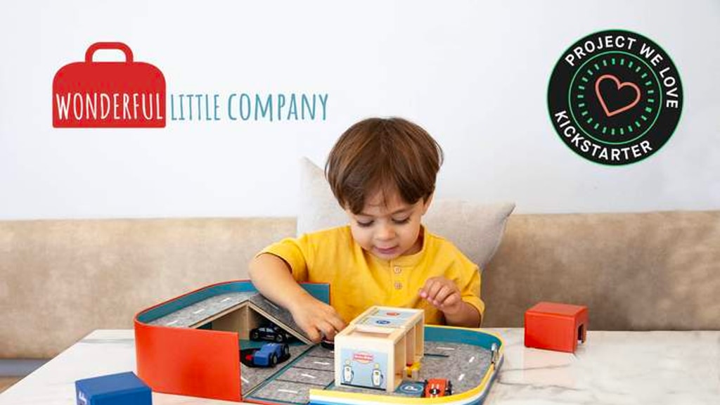 Clever toy suitcase for car lovers - Instant play anywhere!