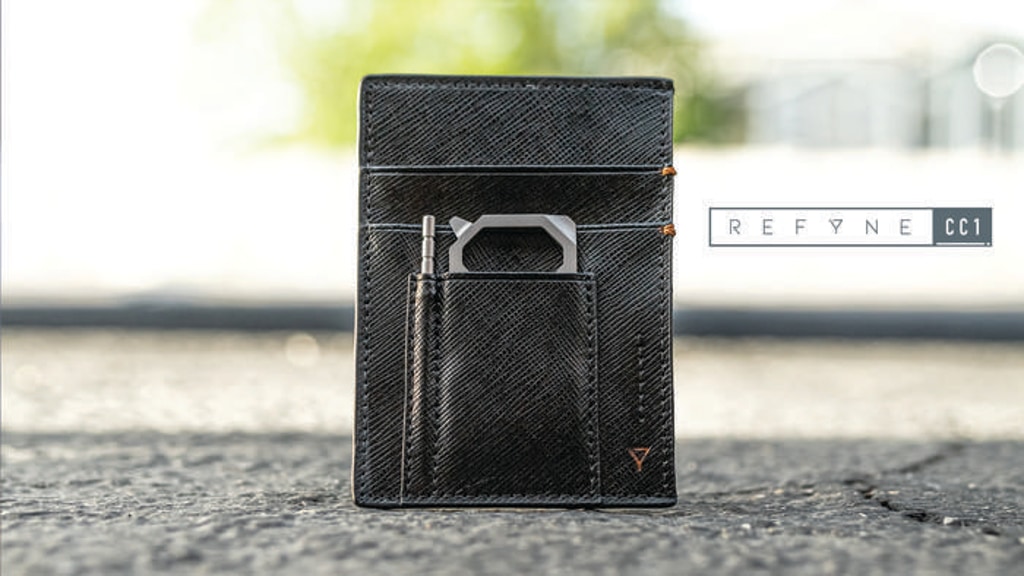 REFYNE CC1 - Slim Card Carrier with Titanium Multitool Combo