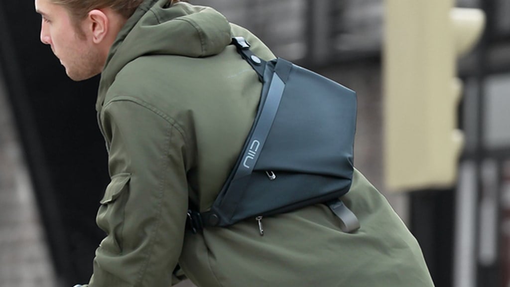 FINO IV | Ultra-Slim Hybrid Sling Pack - Sleek & Versatile