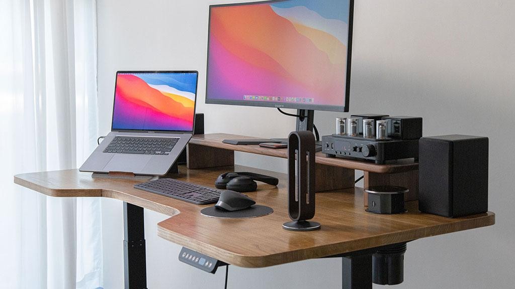 ERGOPLAX: The 15-in-1 Smart Ergonomic Sit-and-Stand Desk