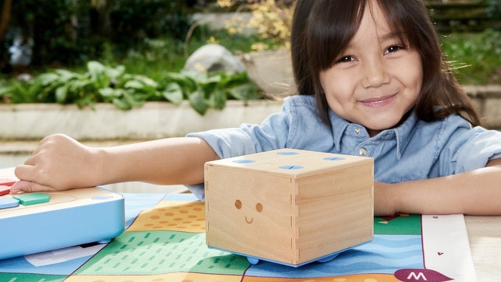 Cubetto Super Series - Coding Adventures in the Savannah