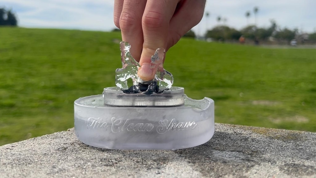 Razor Rinser - Goodbye to Clogged Razors and Dirty Sinks