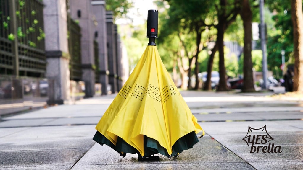 YESbrella - The Mini Reverse Umbrella Like No Other