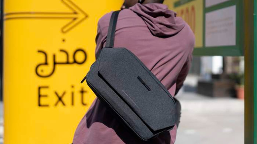 Versatile Stylish & Compact Disinfecting Sling Bag | Cleanie