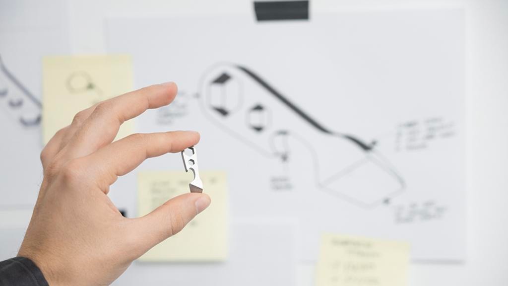 Claw 2.0 - The World's 2nd Smallest Multitool