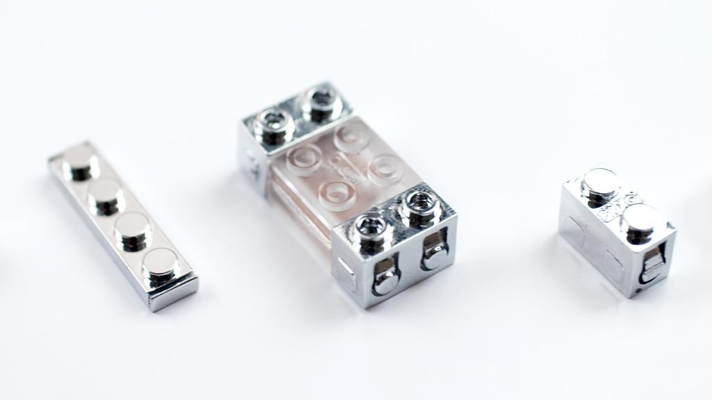 Brixo - Building Blocks Meet Electricity and IoT