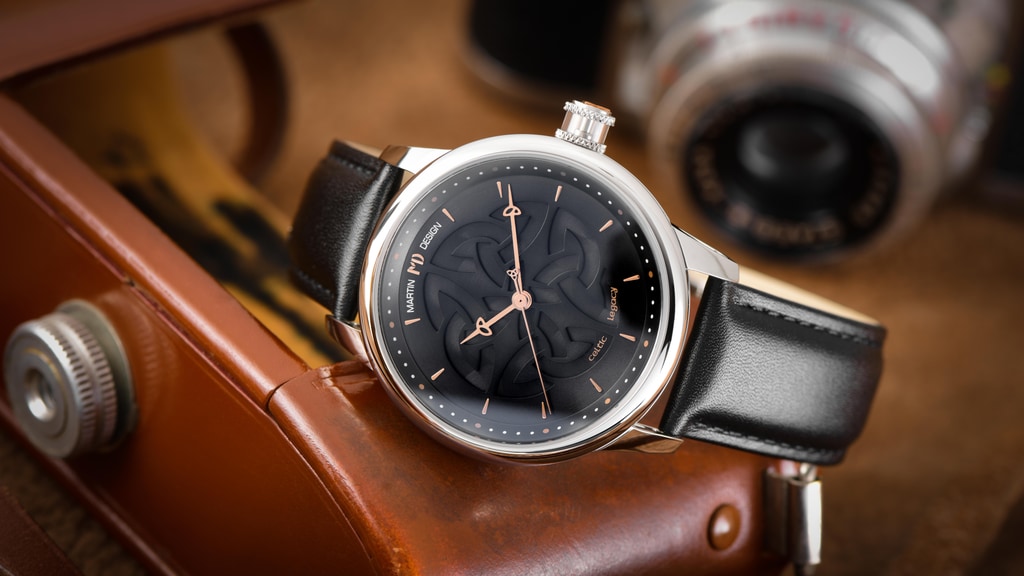 Celtic Legacy - Watch With Symbol Of Interconnected Eternity