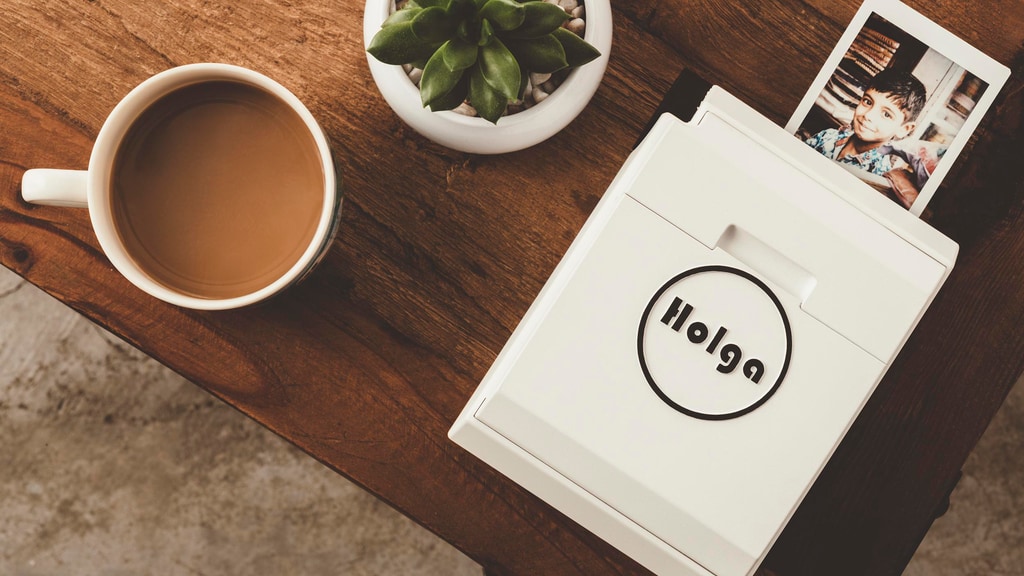 The Holga Printer - Restyling Mobile Photography