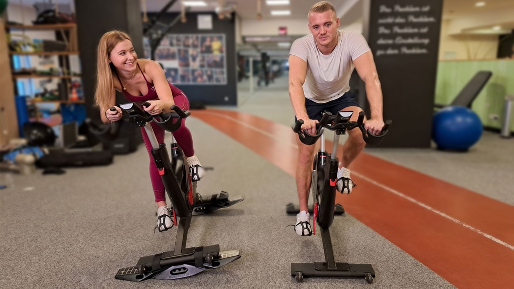 CURVEPLATE adds leaning functionality to stationary bikes!