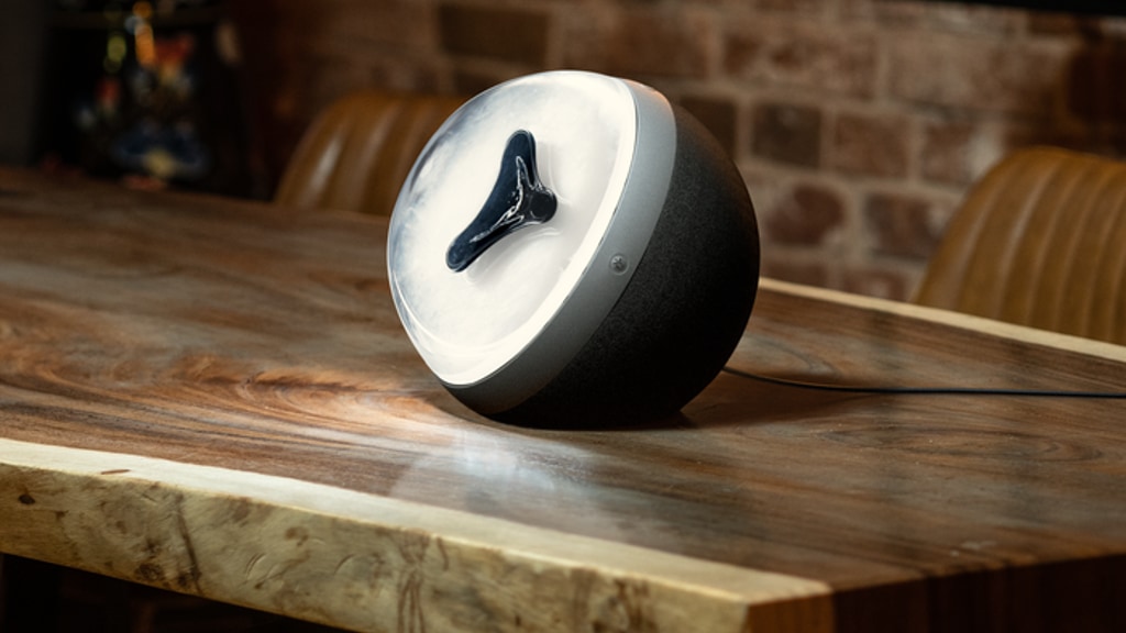 Van der Waals - speaker with 9 inch ferromagnetic visualizer