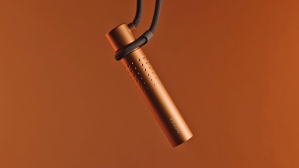 F.100 - the versatile everyday flashlight & power bank