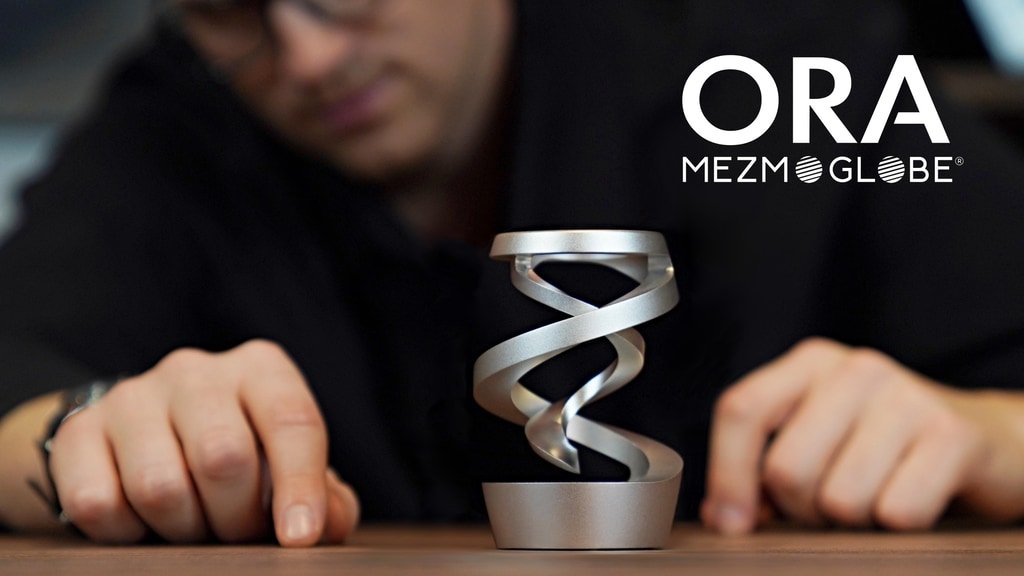 Mezmoglobe ORA: Multi Dimensional Kinetic Desk Toy