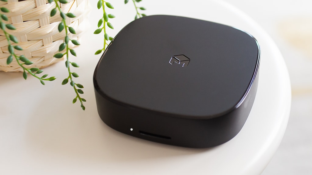 Monument 2: Smart photo storage and organization