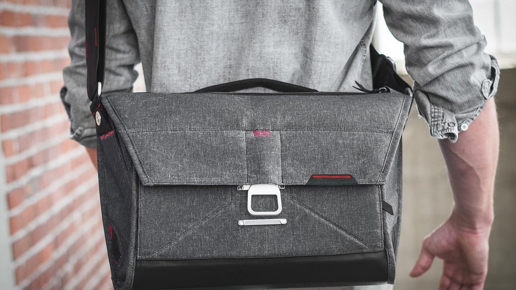 The Everyday Messenger: A Bag For Cameras & Essential Carry