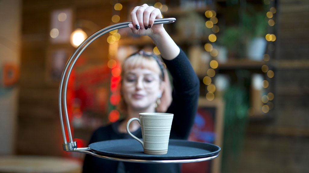 Tipsi Tray | The Single Handed Easy To Use Carry Tray