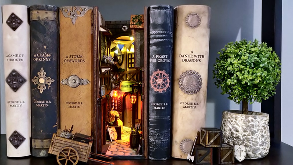 Medieval miniAlley Booknook