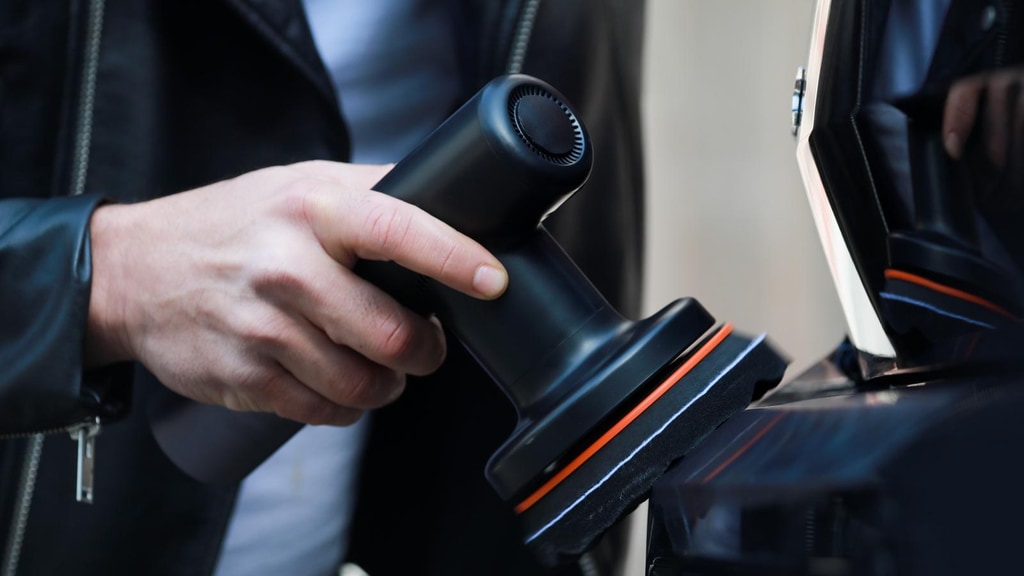 AutoBuff: Handy Cordless Car Polisher for DIY Showroom Shine